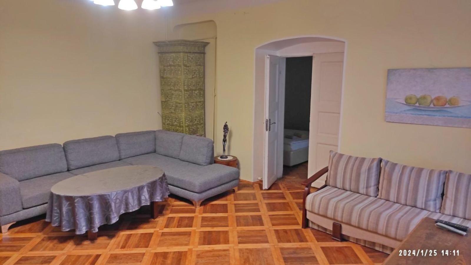 Apartment On Katedralna Lviv Exterior foto